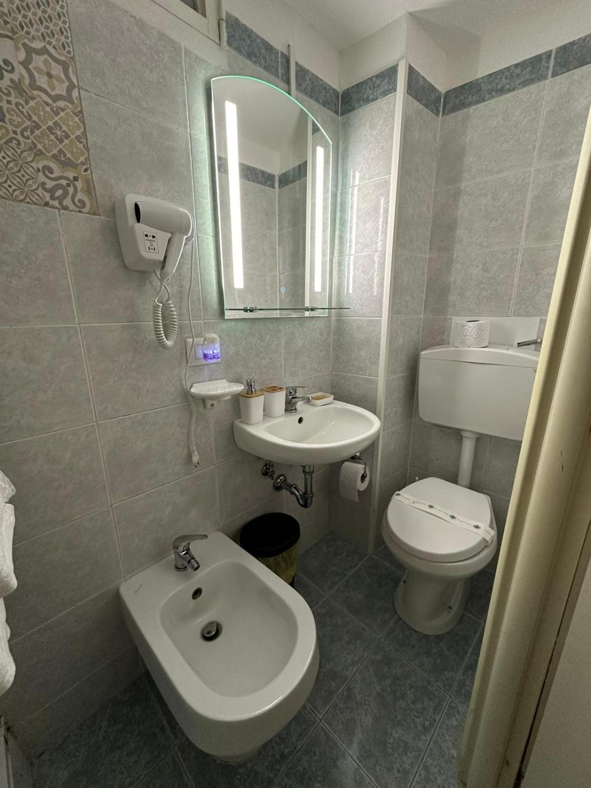 Vesuvia Guest House Naples Luaran gambar
