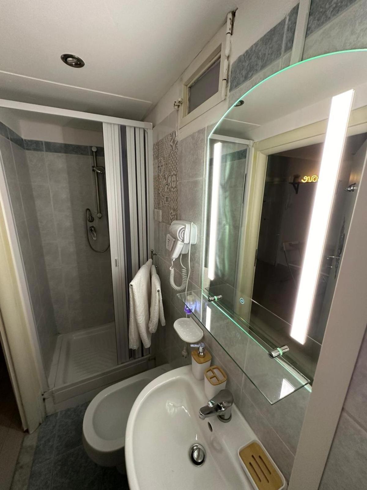 Vesuvia Guest House Naples Luaran gambar